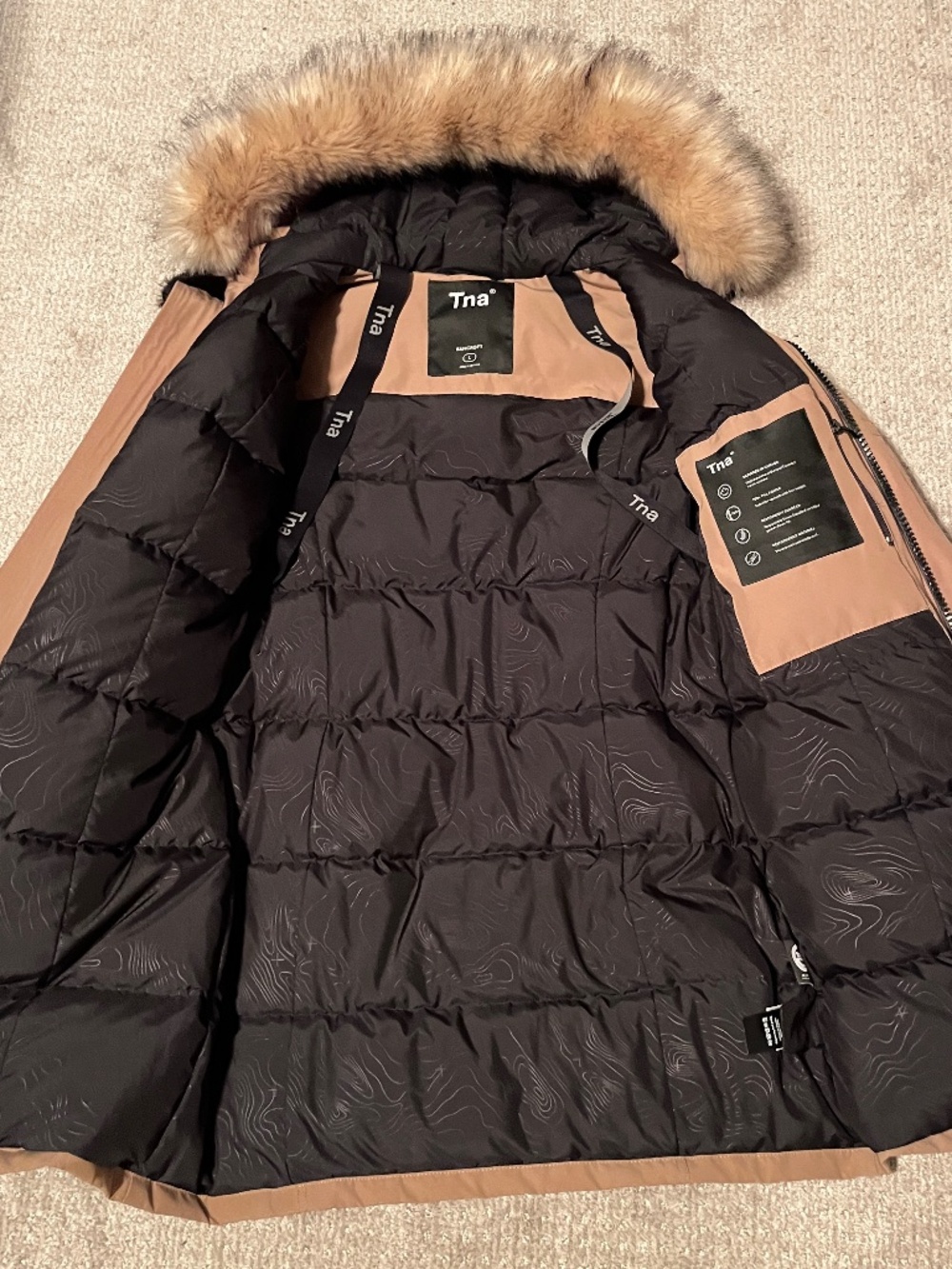 New TNA Aritzia Bancroft Parka
